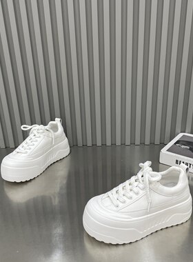 早秋新款厚底小白鞋女款轻便百搭