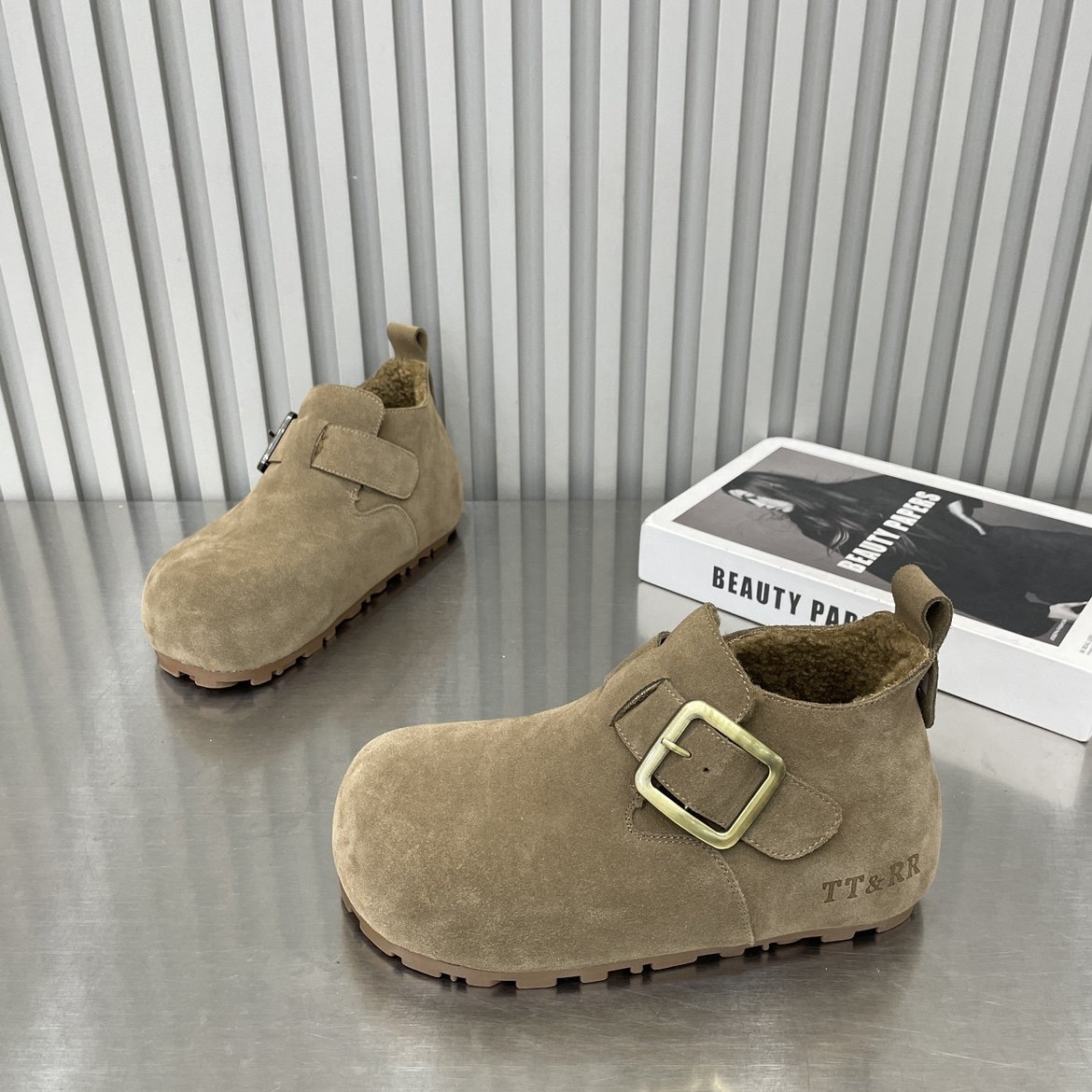 TTRR真皮内增高磨砂皮高帮勃肯鞋