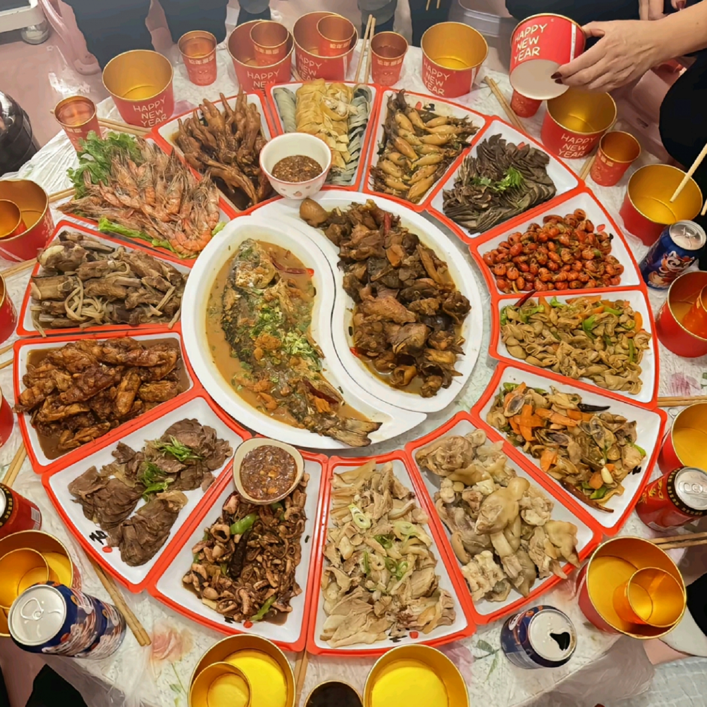 海南酒席拼盘家用年夜饭团圆套装组合盘子商用一整套加厚菜盘密胺