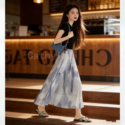 轻盈垂感印花百褶A字半身裙