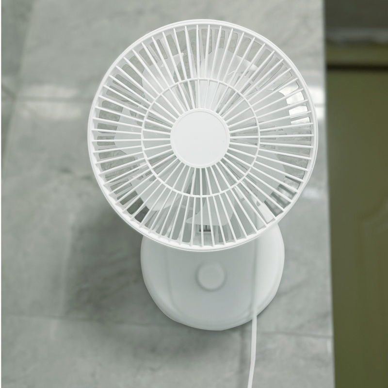 小巧无刷电机风扇可挂可台无极速