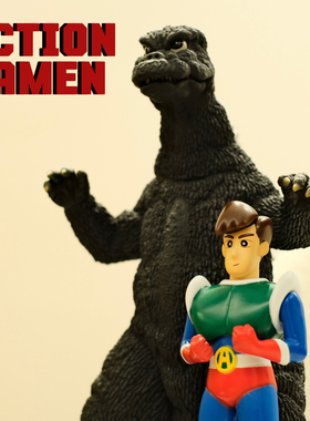 家居装饰摆件玩具动感超人公仔