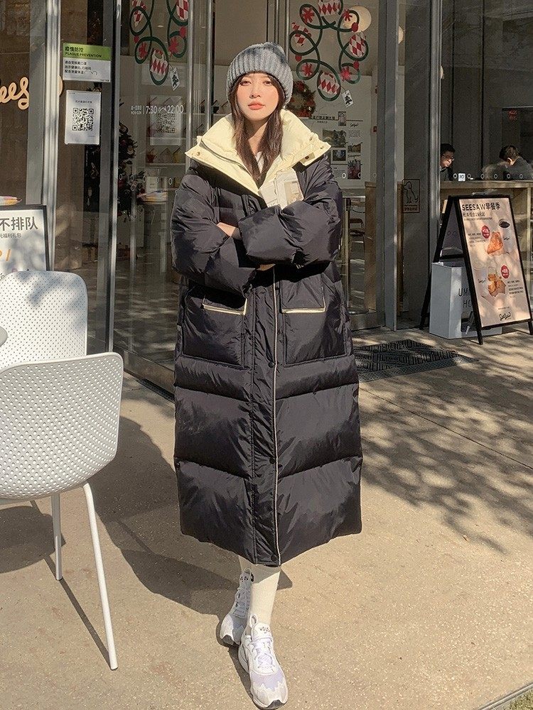 现货主推， 长款过膝撞色黑色羽绒服1077-2208-P180-K268图片