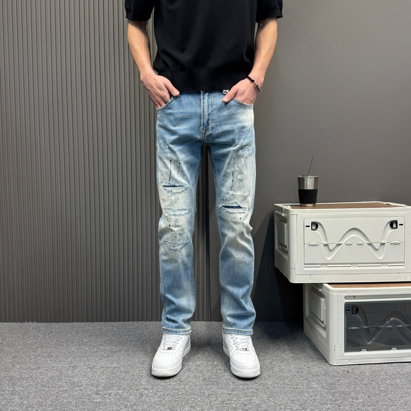 2026新款男士裤子个性牛仔裤男夏季薄款修身小脚复古破洞潮牌痞帅