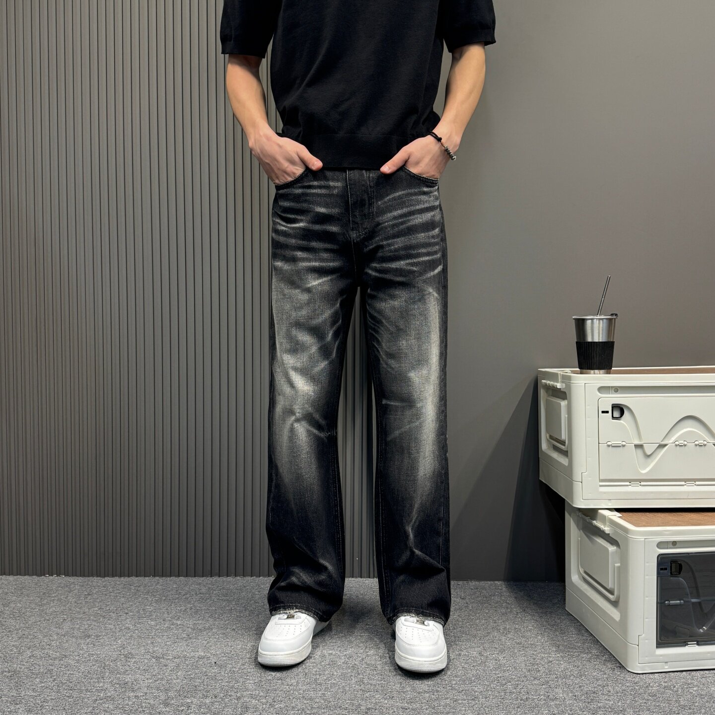 做旧水洗猫须微喇修身复古牛仔休闲裤男美式休闲直筒宽松潮牌长裤