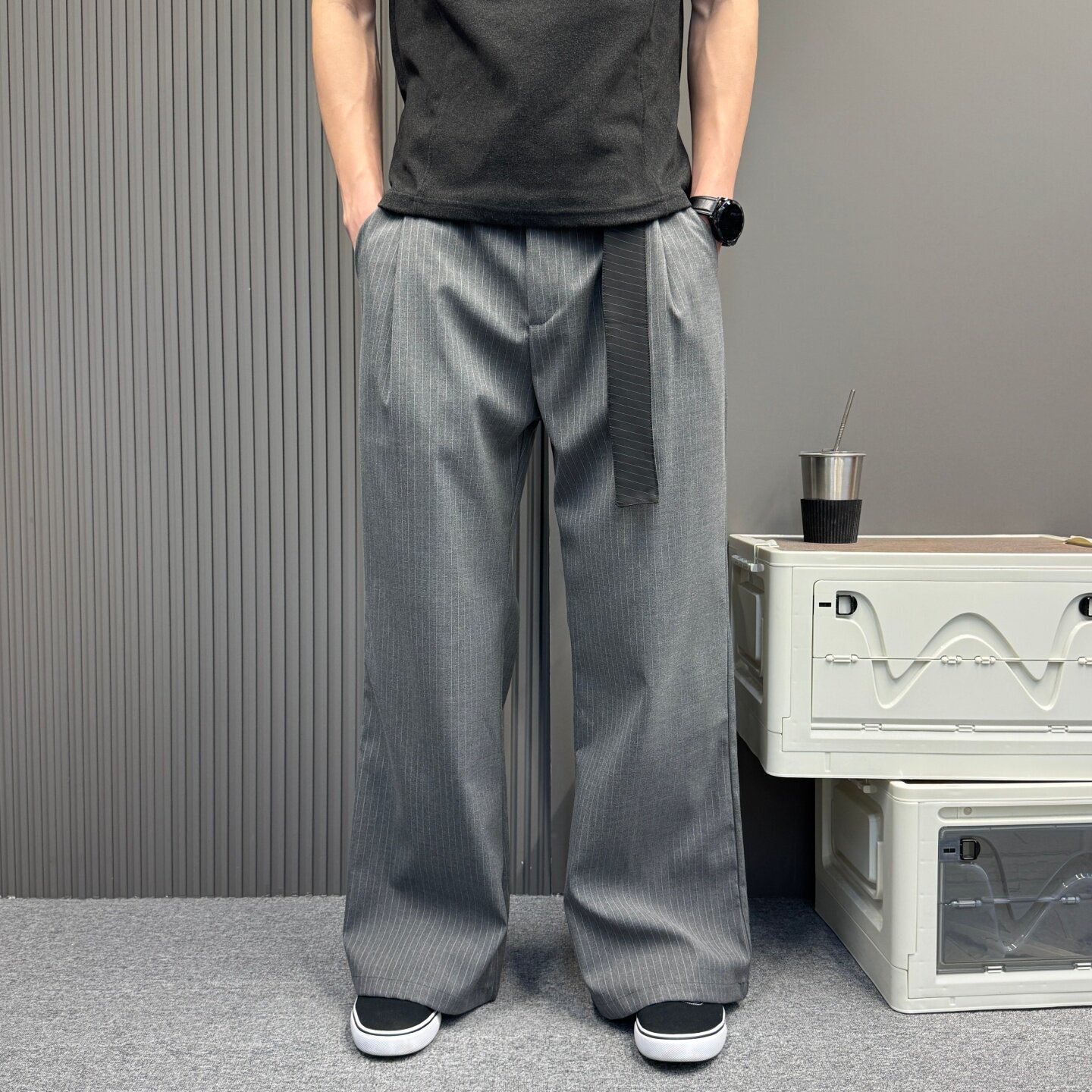 灰色条纹垂感西装裤男宽松阔腿直筒拖地裤痞帅自带腰带休闲长裤