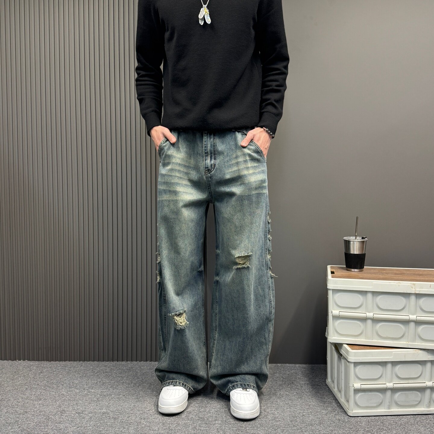 2026年秋季新款美式复古破洞宽松直筒水洗长裤潮牌牛仔裤男复古蓝