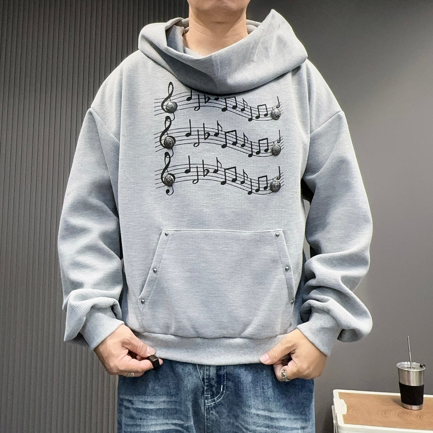 常规套头轻亚音符卫衣显瘦百搭