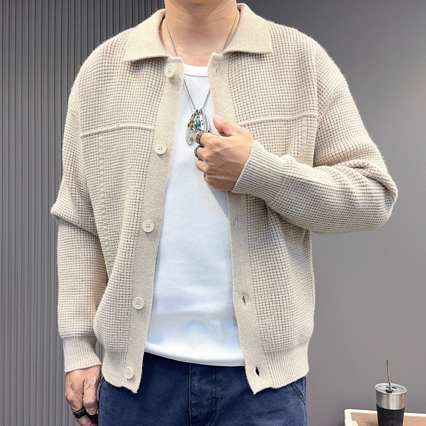 翻领格纹针织开衫男士老钱风毛衣