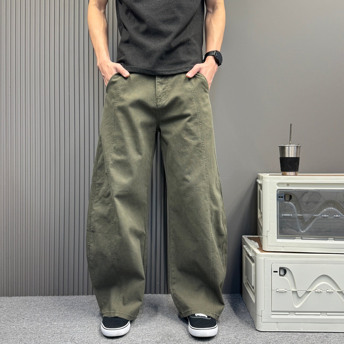 日系复古弯刀休闲裤街头休闲透气通勤日常百搭显瘦垂感宽松直筒裤