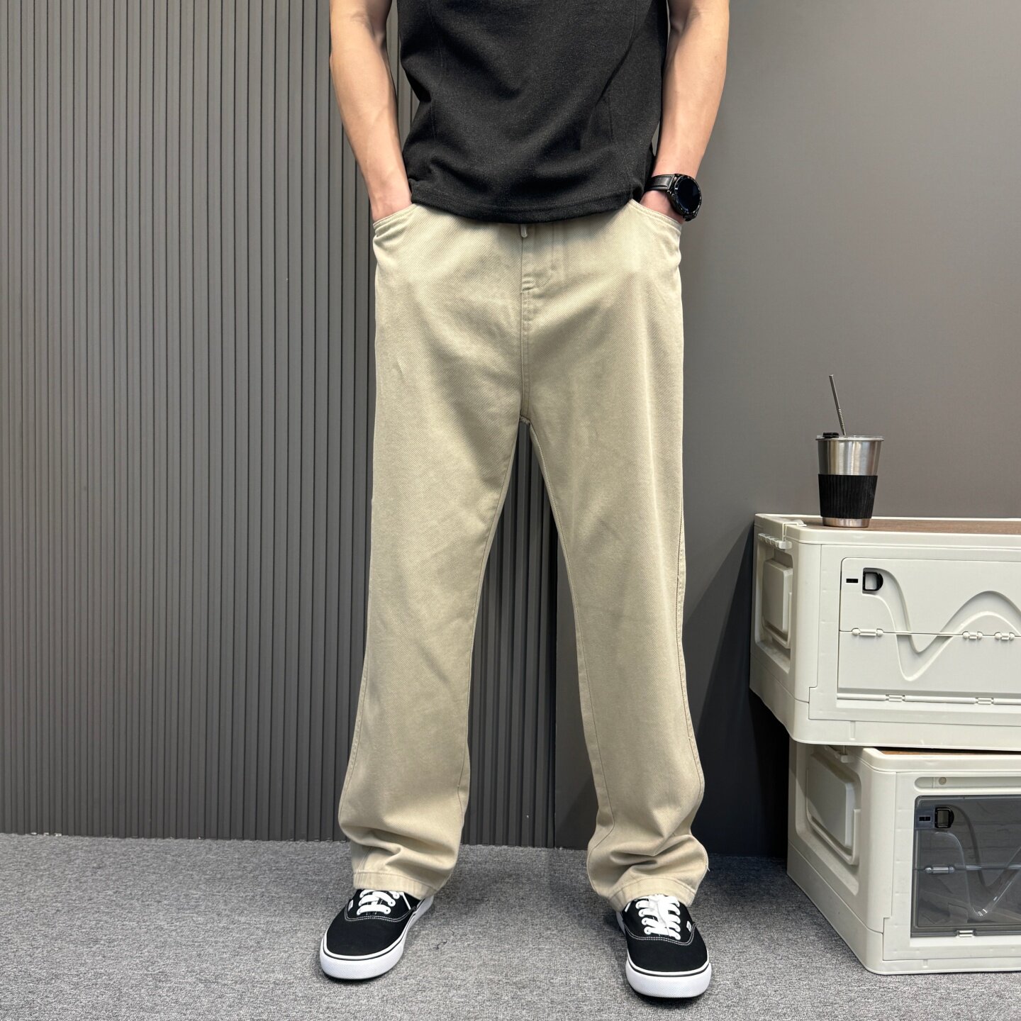 高端直筒休闲裤男士2026新款夏季薄款男裤宽松卡其色牛仔裤子男款