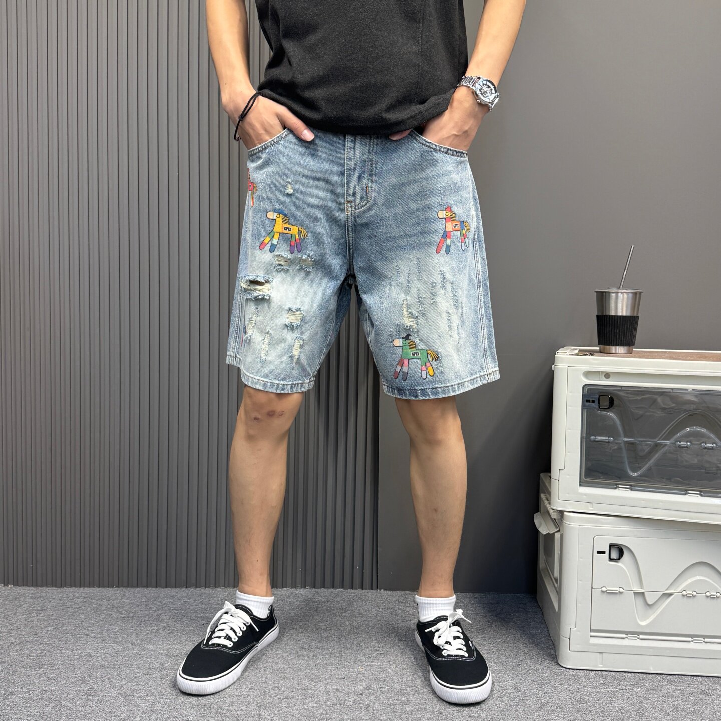 夏季男士破洞牛仔短裤宽松直筒水洗怀旧蓝色个性印花潮流裤子情侣