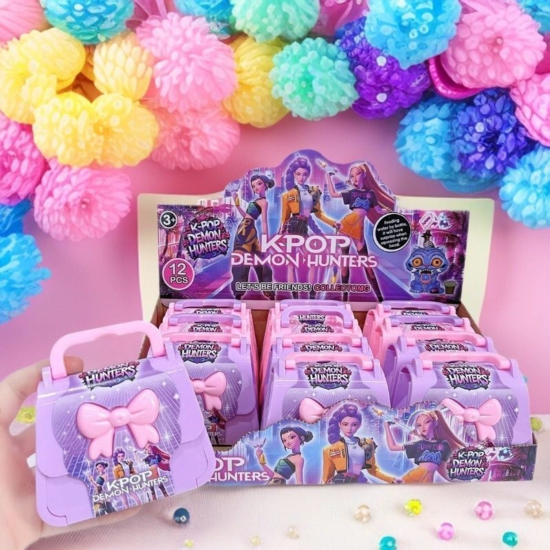 新款KPOP猎魔女团手提包钥匙扣盲盒儿童挂件周边动漫挂件潮玩玩具,模玩/动漫/周边/娃圈三坑/桌游,潮玩盲盒,淘宝优惠券,粉丝福利购,淘宝优惠卷