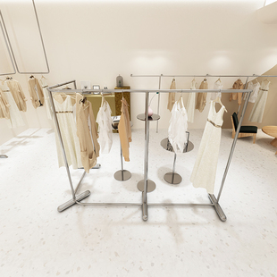 衣架服装 店弧形组合中岛架简约陈列架货架 店专用不锈钢落地架女装