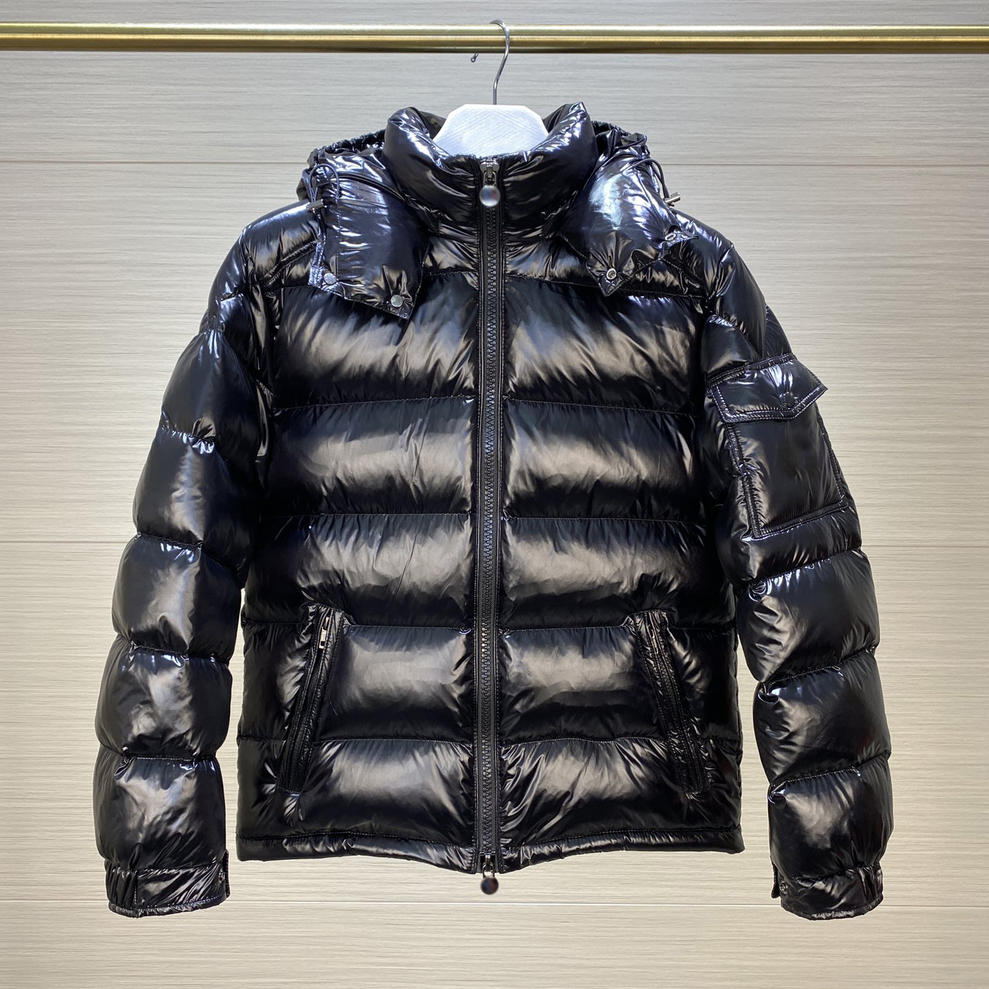 2025新款羽绒服男士可脱卸帽加厚白鹅绒短款冬季亮面欧美保暖外套