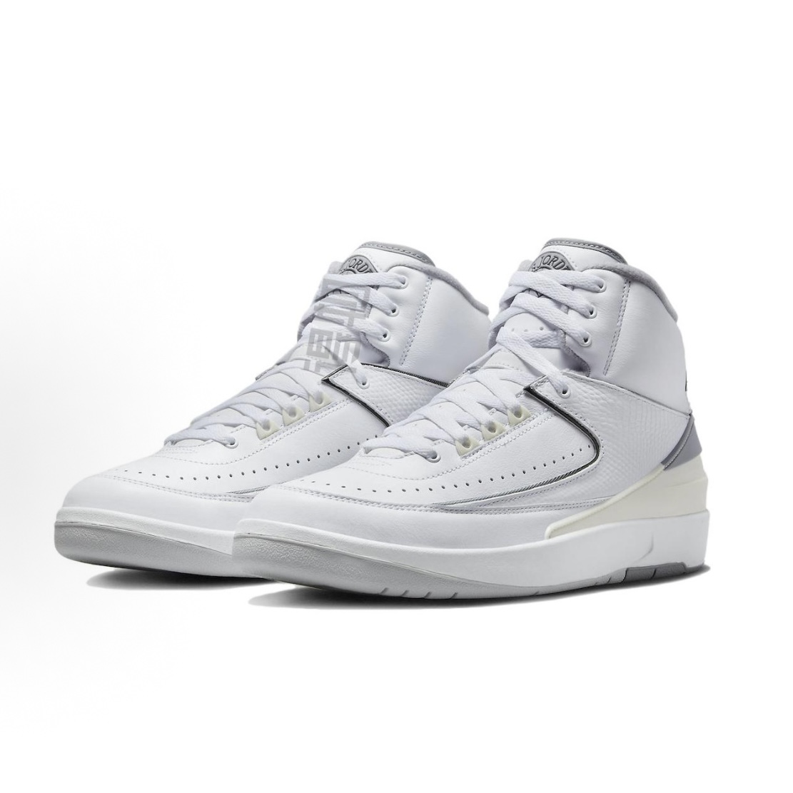 Jordan Air Jordan 2Whiteand Cement Grey高帮复古篮球鞋 青岛仓