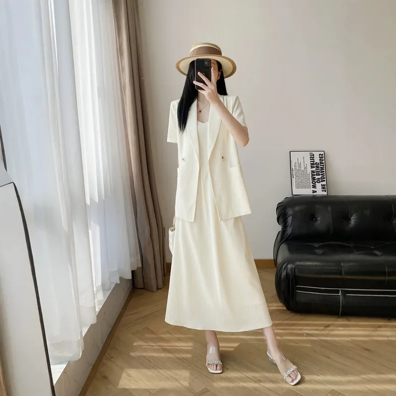 现货 6028大码女装夏季薄款微胖mm套装显瘦吊带裙短袖两件套