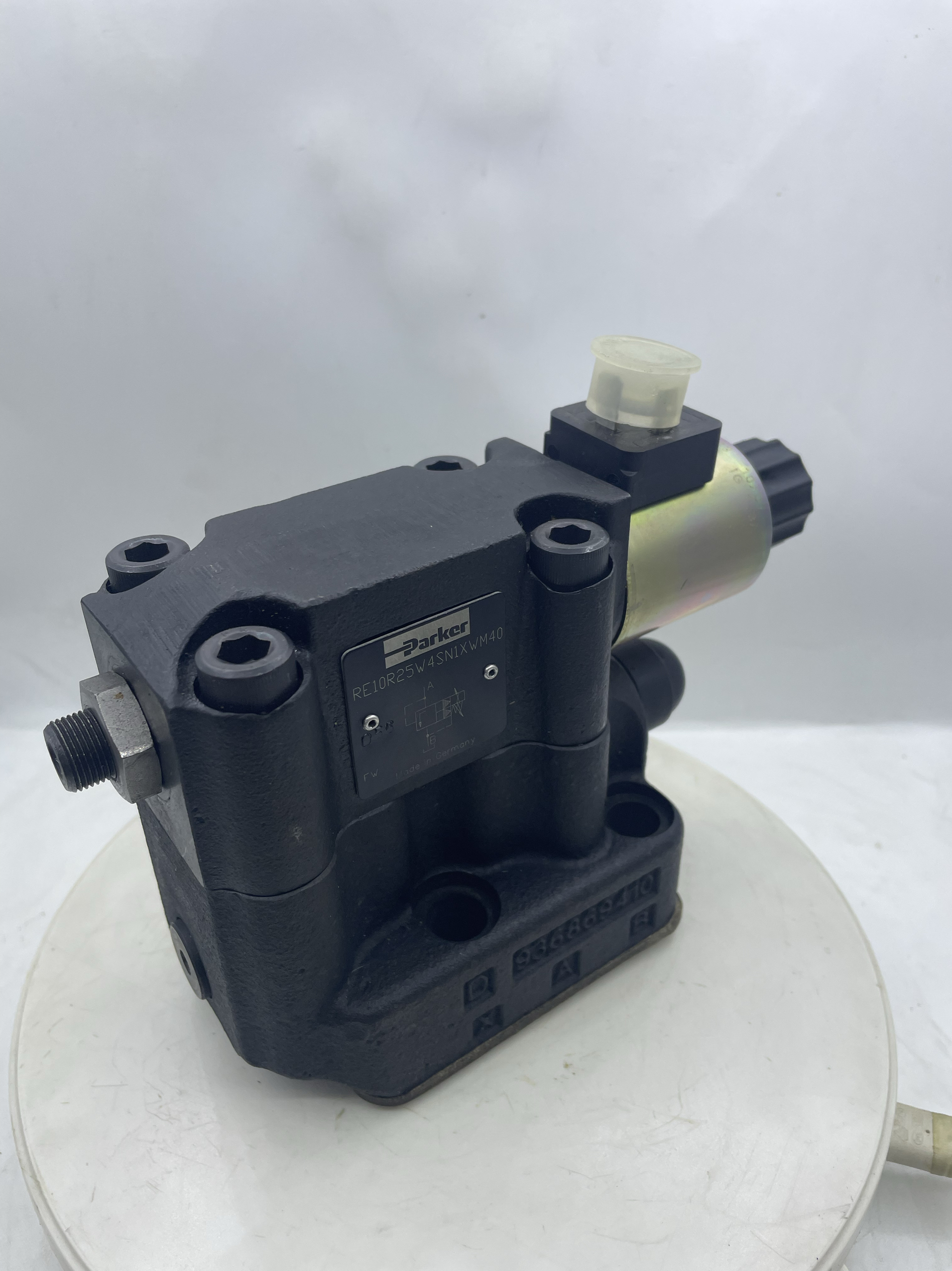 原装进口Parker溢流阀