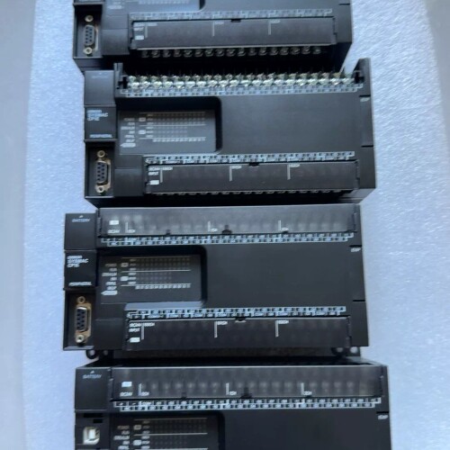 欧姆龙PLC,型号:CP1E-N60SDT-D,成色漂亮,功 ~议价