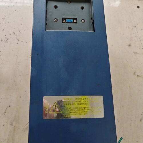 易控变频器EC50015G18D5P43B，三相380V ~议价