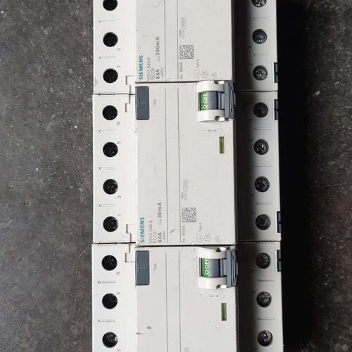西门子SIEMENS 4p漏电断路器,型号:5SV3 346 ~议价