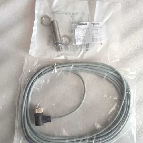 MAN主机转速传感器 测速探头 XS618B1NBM12 ~议价