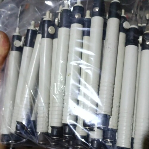 pisco真空吸笔120个+配件,没装接头的没有定位塞,还有 ~议价