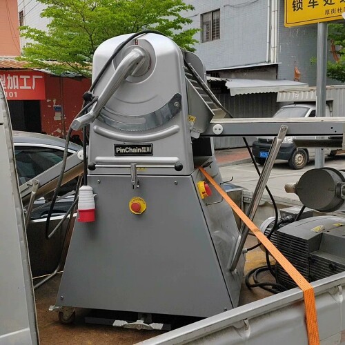 闲置九成新的品川二代酥皮机，2021年的机器，宽度52厘米， ~议价