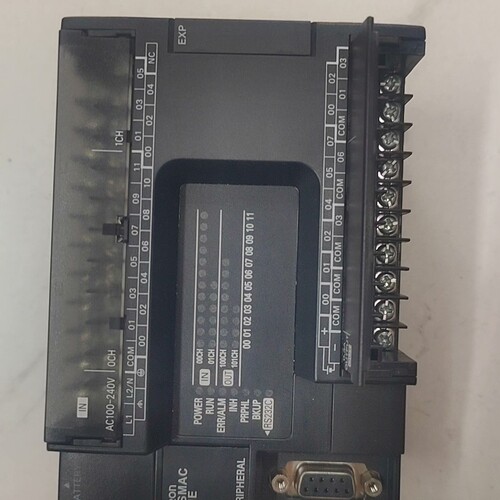 欧姆龙PLC,CP1E-N30SDR-A,实物拍摄,成色漂亮 ~议价
