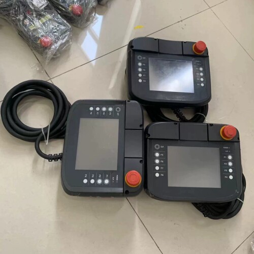 基恩士触摸屏VT3-Q5H 人机界面 操作屏 手操器 ~议价