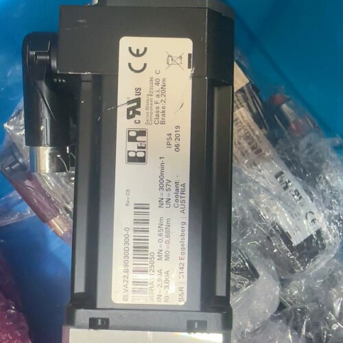 贝加莱伺服电机8LVA22.B9030D300-0，原装拆机 ~议价