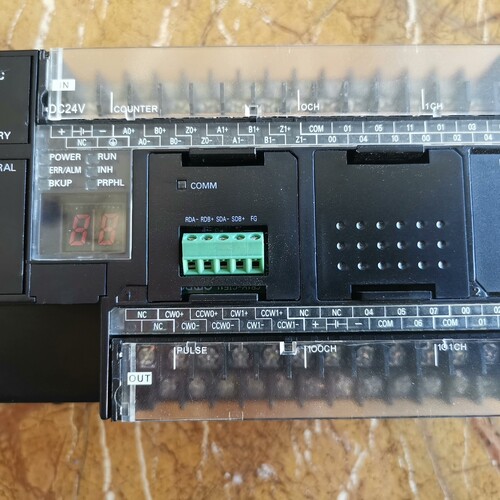 欧姆龙PLC CP1H-X40DT-D,带扩展模块,型号见图 ~议价