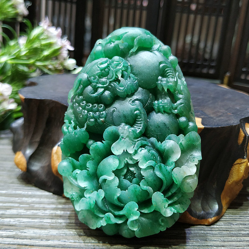 精雕招财瑞兽南阳独山玉
