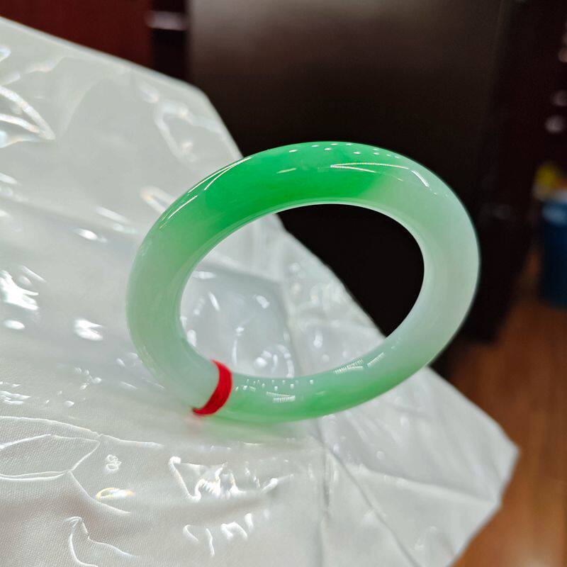 收藏天然翡翠A货复古圆条玉石手镯冰润飘翠礼物内径56mm证书
