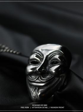 欧美小丑面具脸谱钛钢不掉色吊坠