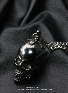 2021年新款骷髅头钛钢男港风项链