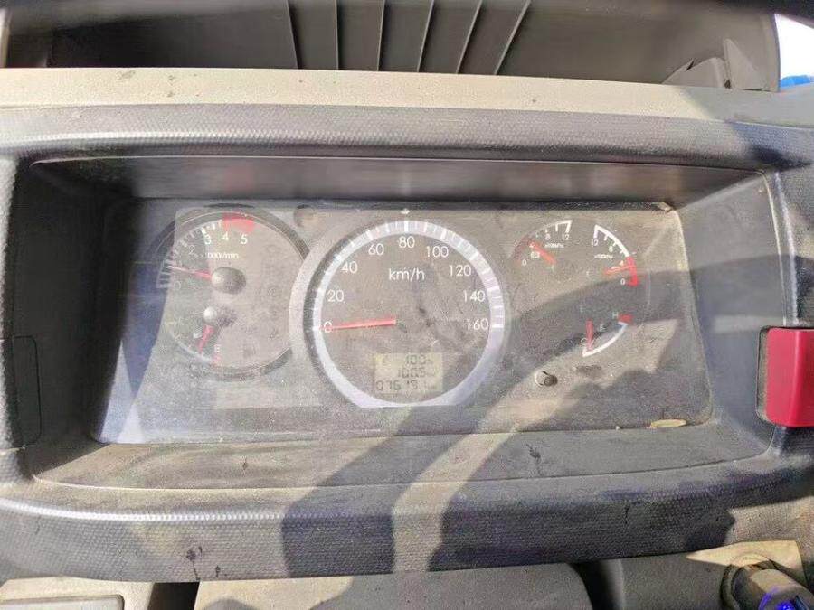 3月23日台州市车牌号为浙J03E2L东风牌轻型厢式货车一辆网络拍卖公告