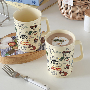 日式蜡笔小新马克杯高颜值陶瓷水杯男女生可爱咖啡牛奶杯情侣家用