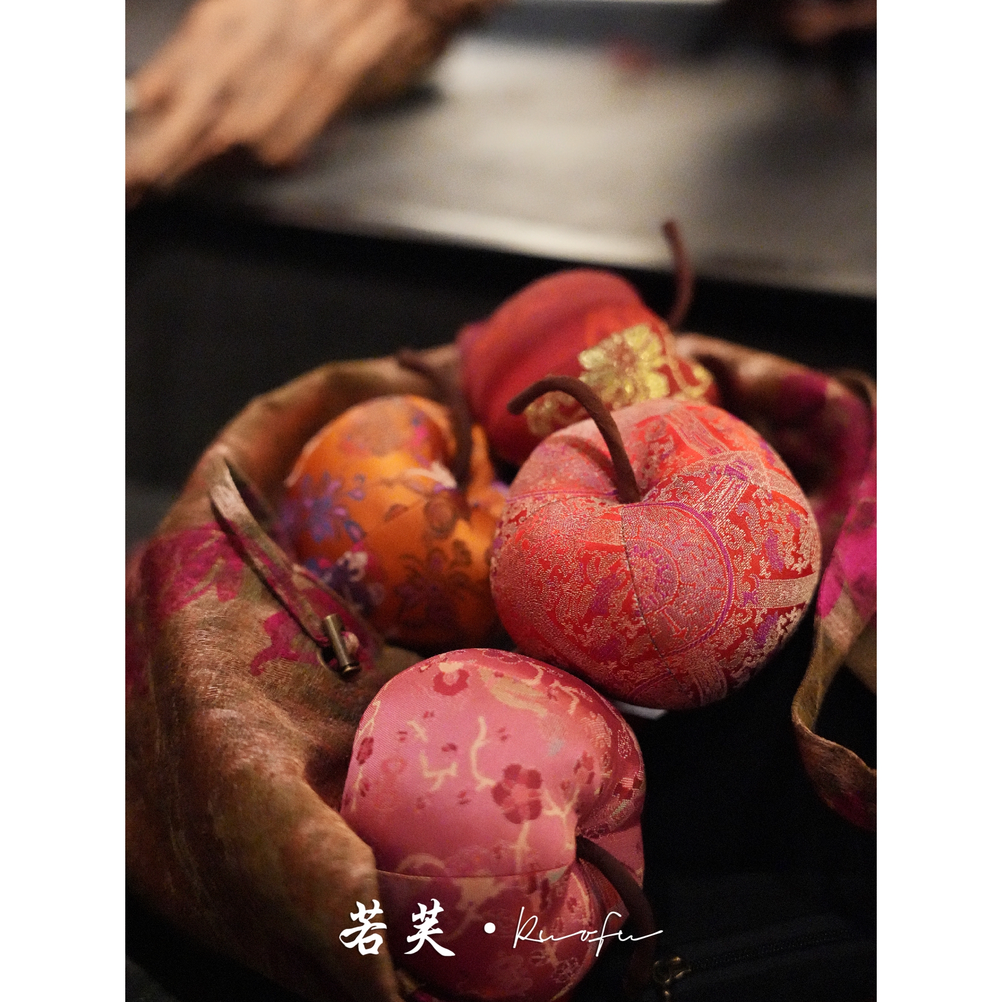 若芙｜【平平安安】圣诞节平安夜宋锦手工苹果布艺（含礼盒）
