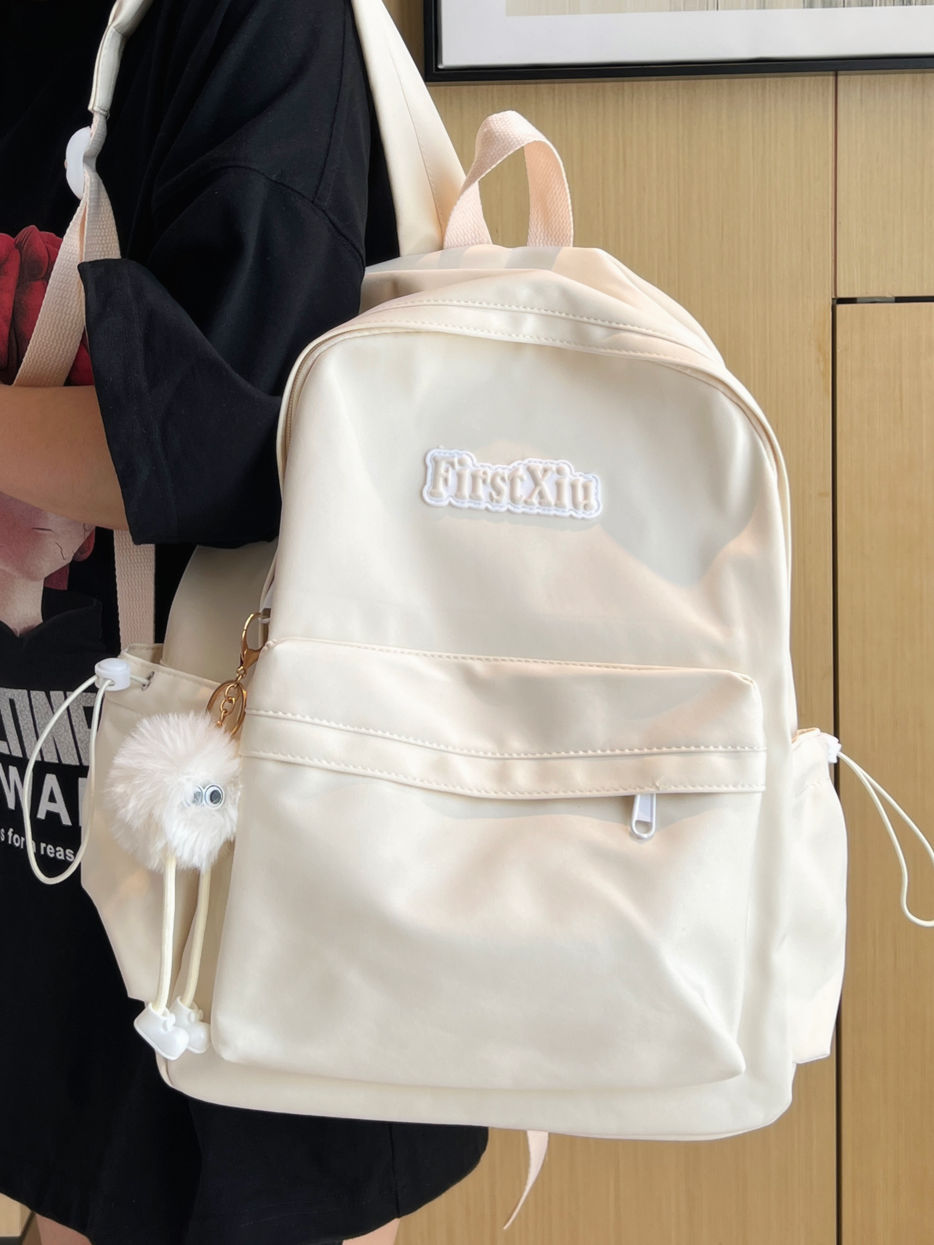 高颜值防水初中生书包女