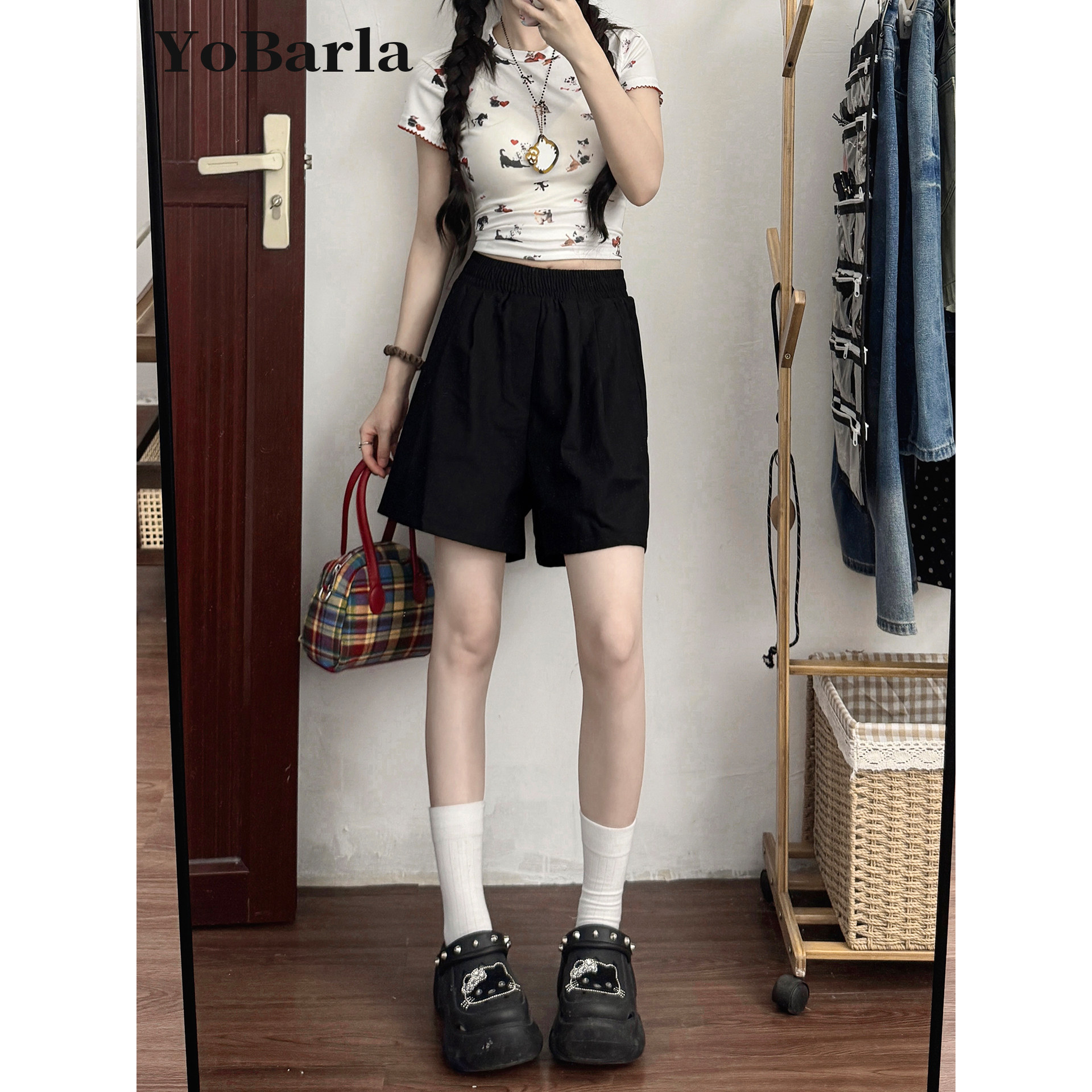 黑色休闲短裤女夏季薄款梨型身材大码胖mm宽松遮肉显瘦a字阔腿裤,女装/女士精品,休闲裤,淘宝优惠券,粉丝福利购,淘宝优惠卷