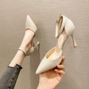 包头凉鞋2025年新款黑色法式中空少女细跟单鞋尖头一字扣带高跟鞋