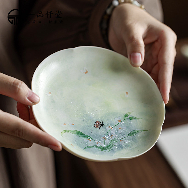 一品仟堂手绘文心兰花口壶承田园