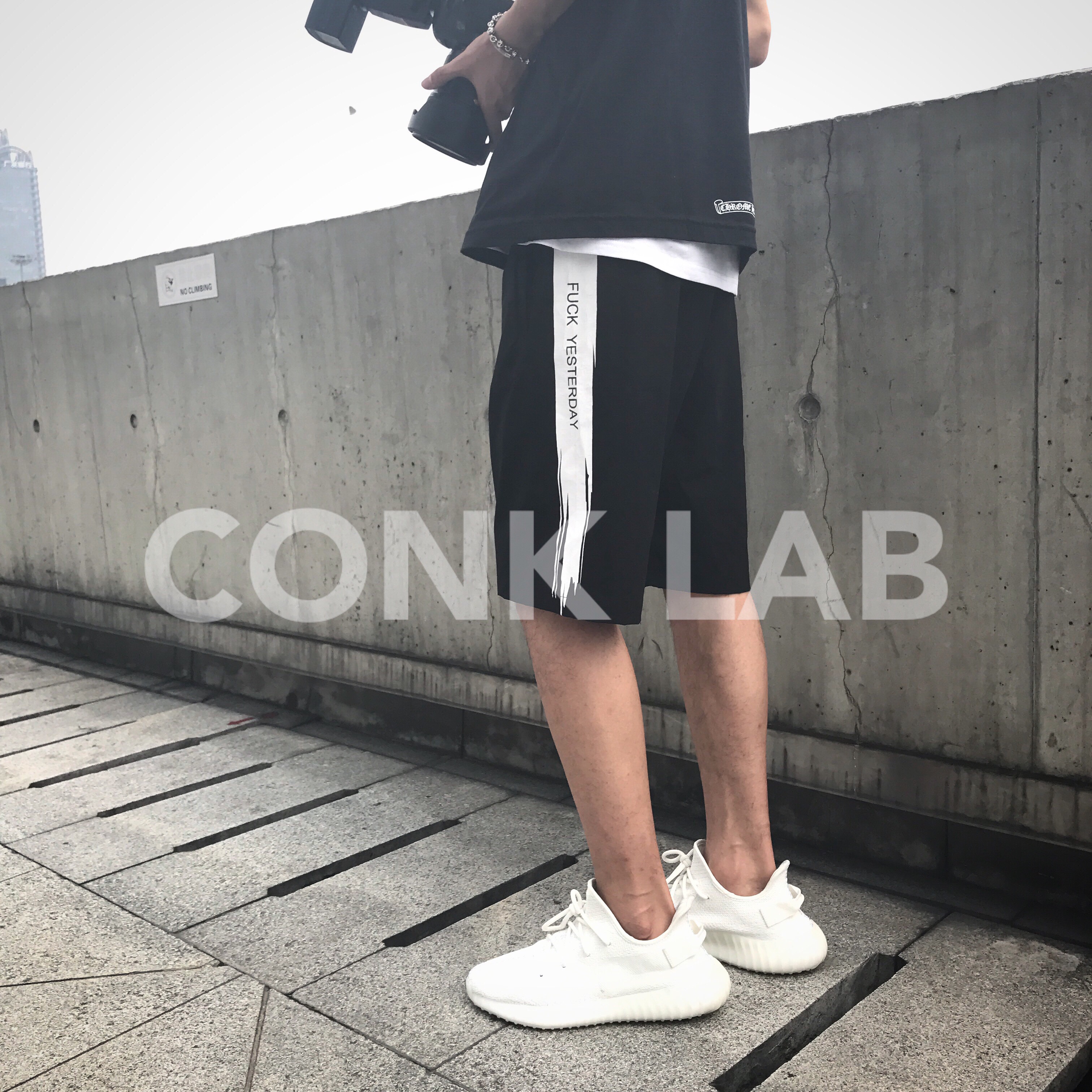 CONK LAB V2 夏季刷漆喷墨印花运动休闲短裤卫裤宽松高街情侣短裤