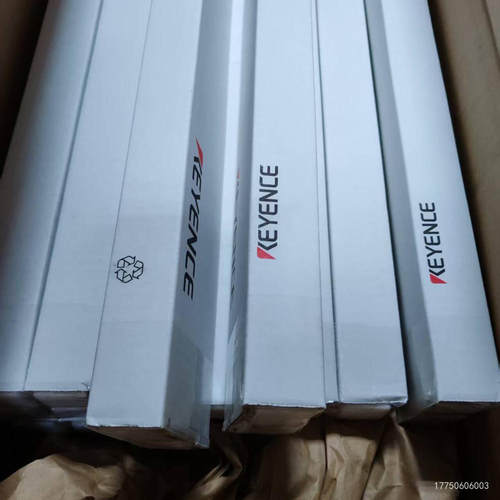 GL-R52H. 安全光栅，也有支架GL-RP01.