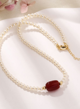 中式红色珍珠项链2025新款爆款贝母设计颈链文艺大气高质量锁骨链