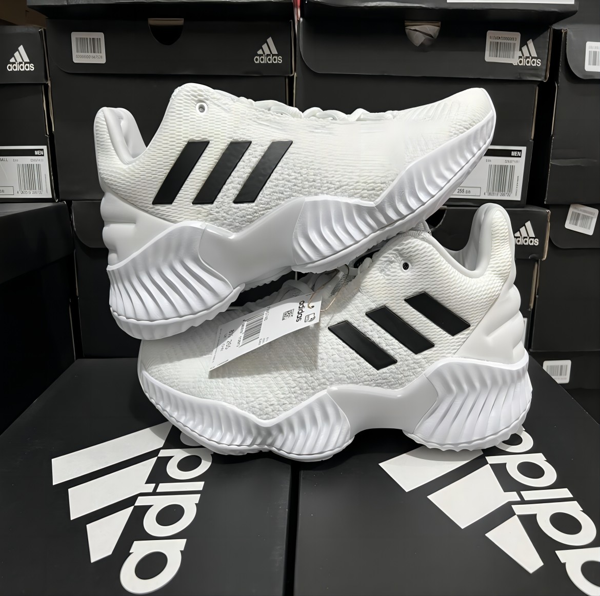 Adidas Pro Bounce 2018 男子缓震耐磨实战篮球鞋FW0905 FW5747