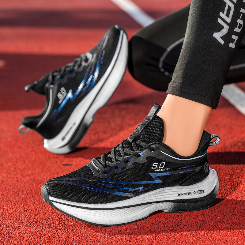 超轻跑步鞋男子青少年透气减震运动鞋马拉松轻便运动鞋情侣女鞋