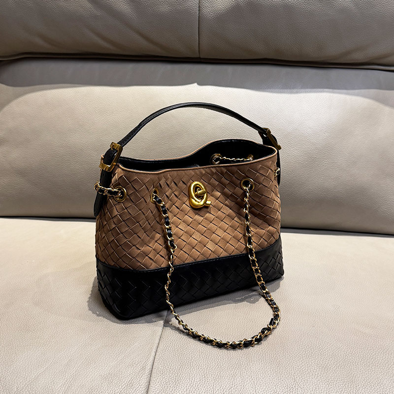 水桶包2025新款链条小香风斜挎包