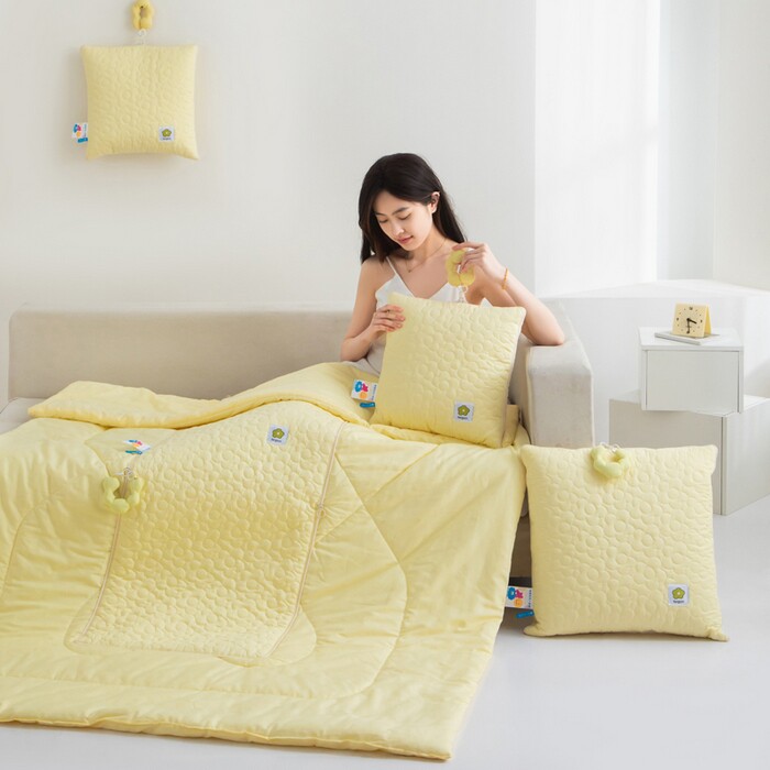 纯棉抱枕被两用车载靠垫二合一办公室沙发午睡枕头被可折叠空调被